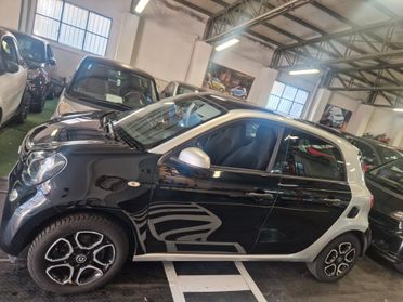 ForFour automatica solo 24000km passion garanzia