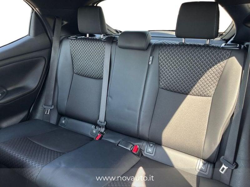 Toyota Yaris Hybrid 130 Lounge MY24