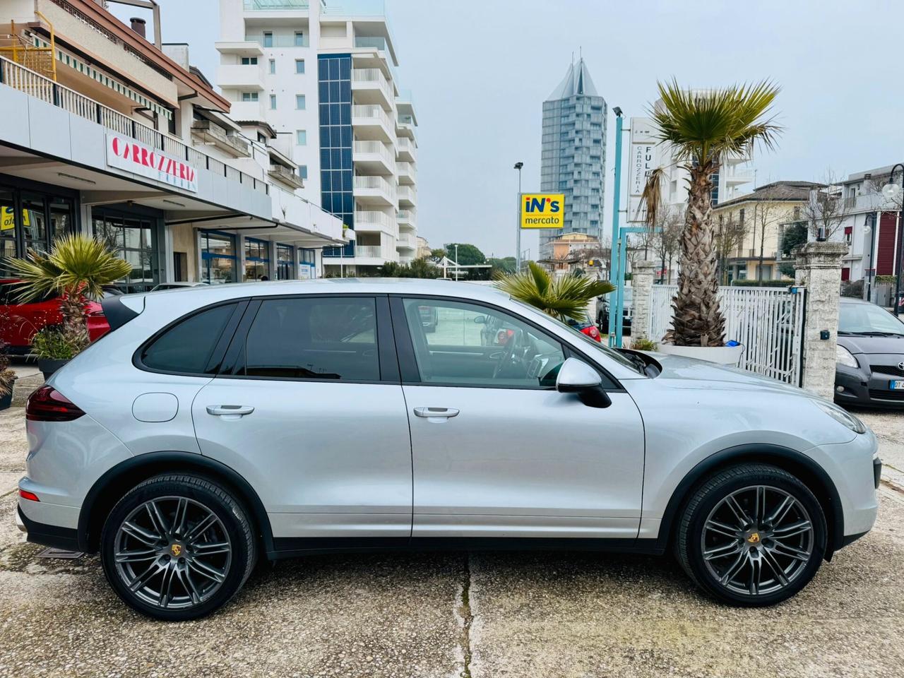 PORSCHE CAYENNE 3.0 250cv FULL FULL 15( PERMUTO)