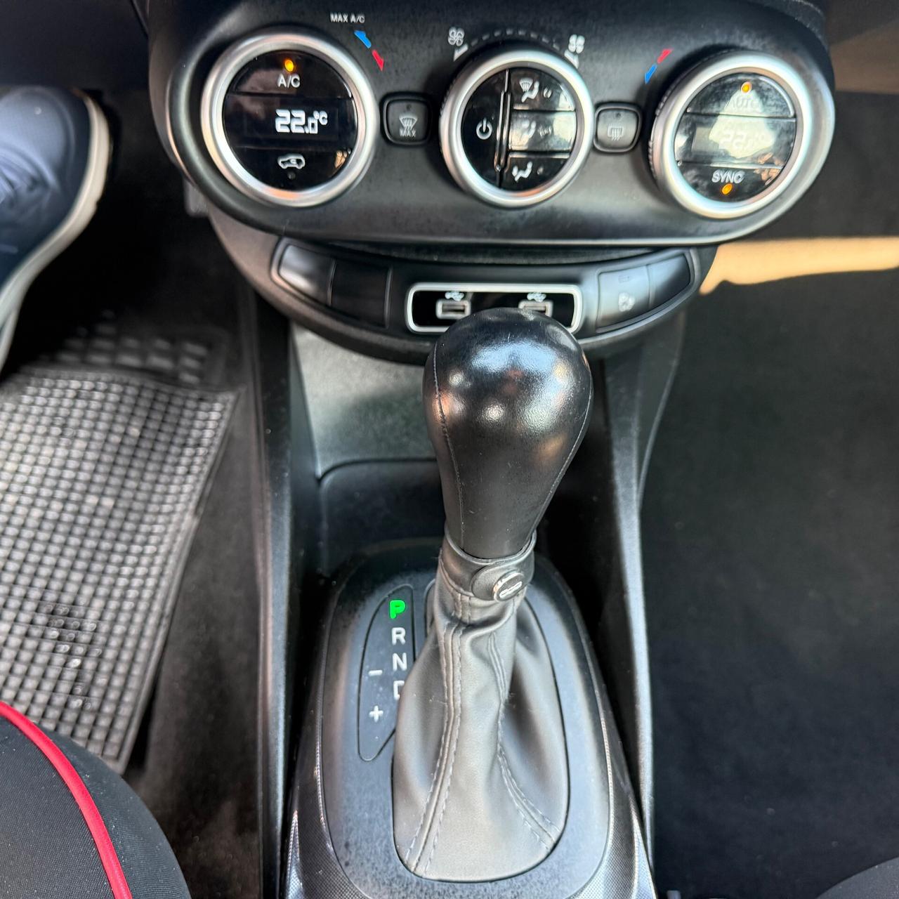 Fiat 500X 1.5 T4 Hybrid 130 CV DCT Red