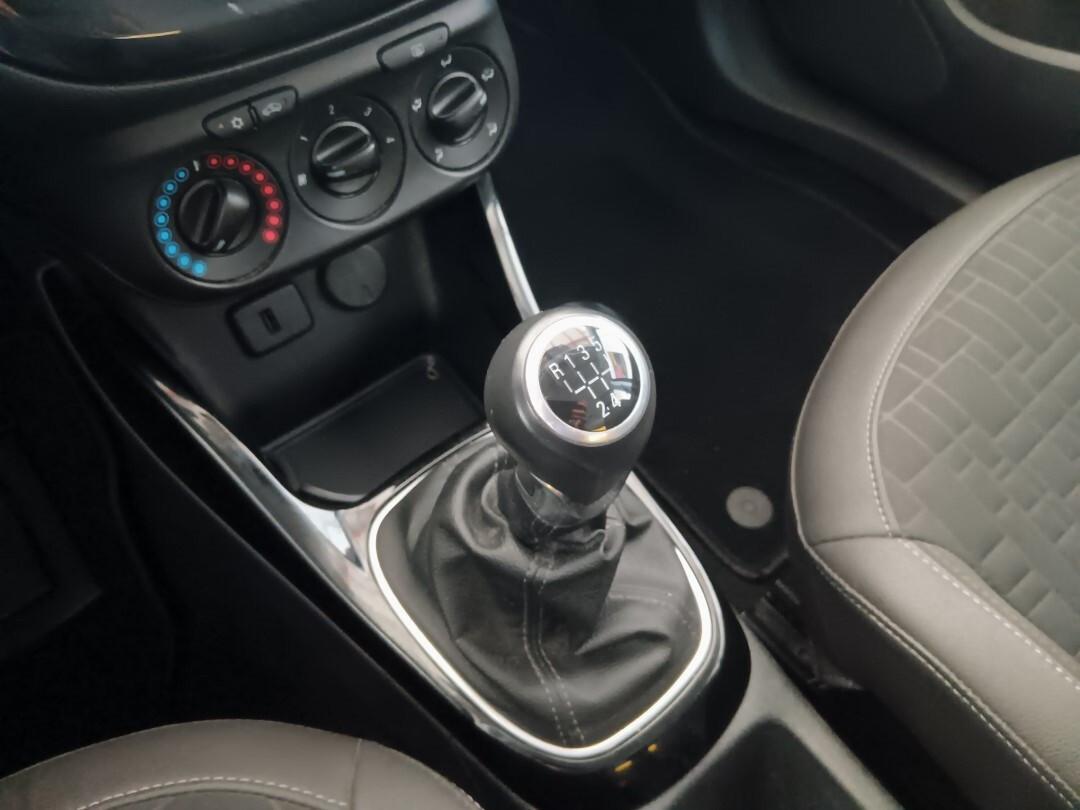 Opel Corsa Innovation 1.2 (69 cv)