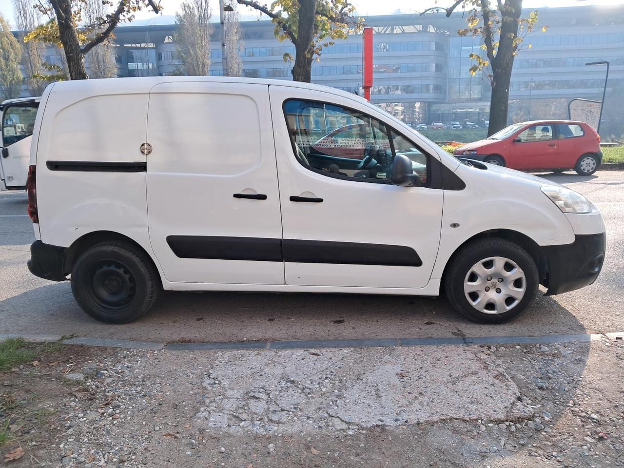 Peugeot Partner 1.6 8V HDi 75CV 3 POSTI