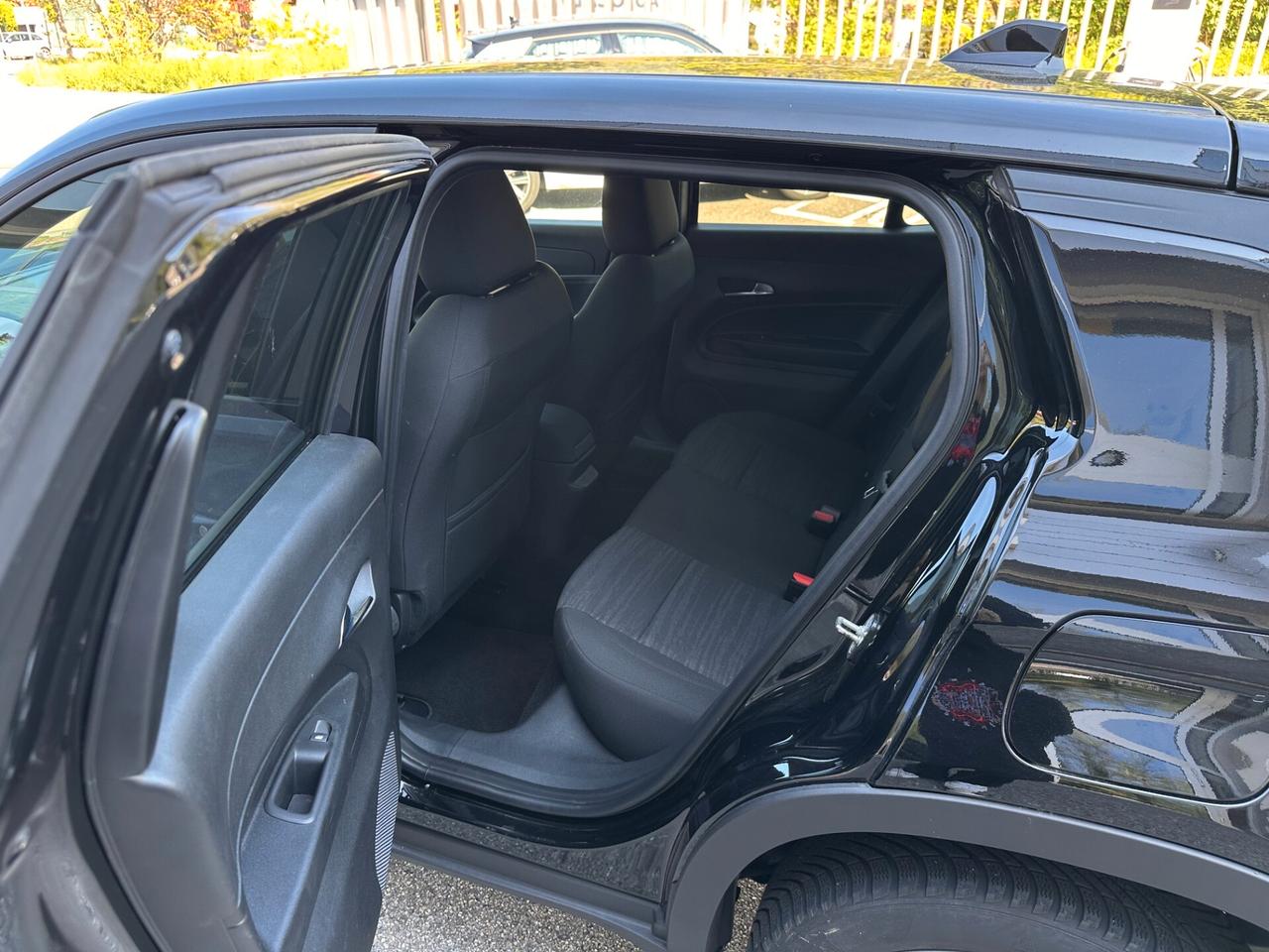 Jeep Avenger 1.2 Turbo 100 CV Summit