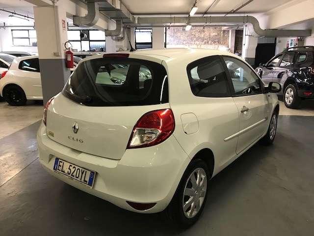 Renault Clio Clio III 2009 3p 1.2 16v Live!