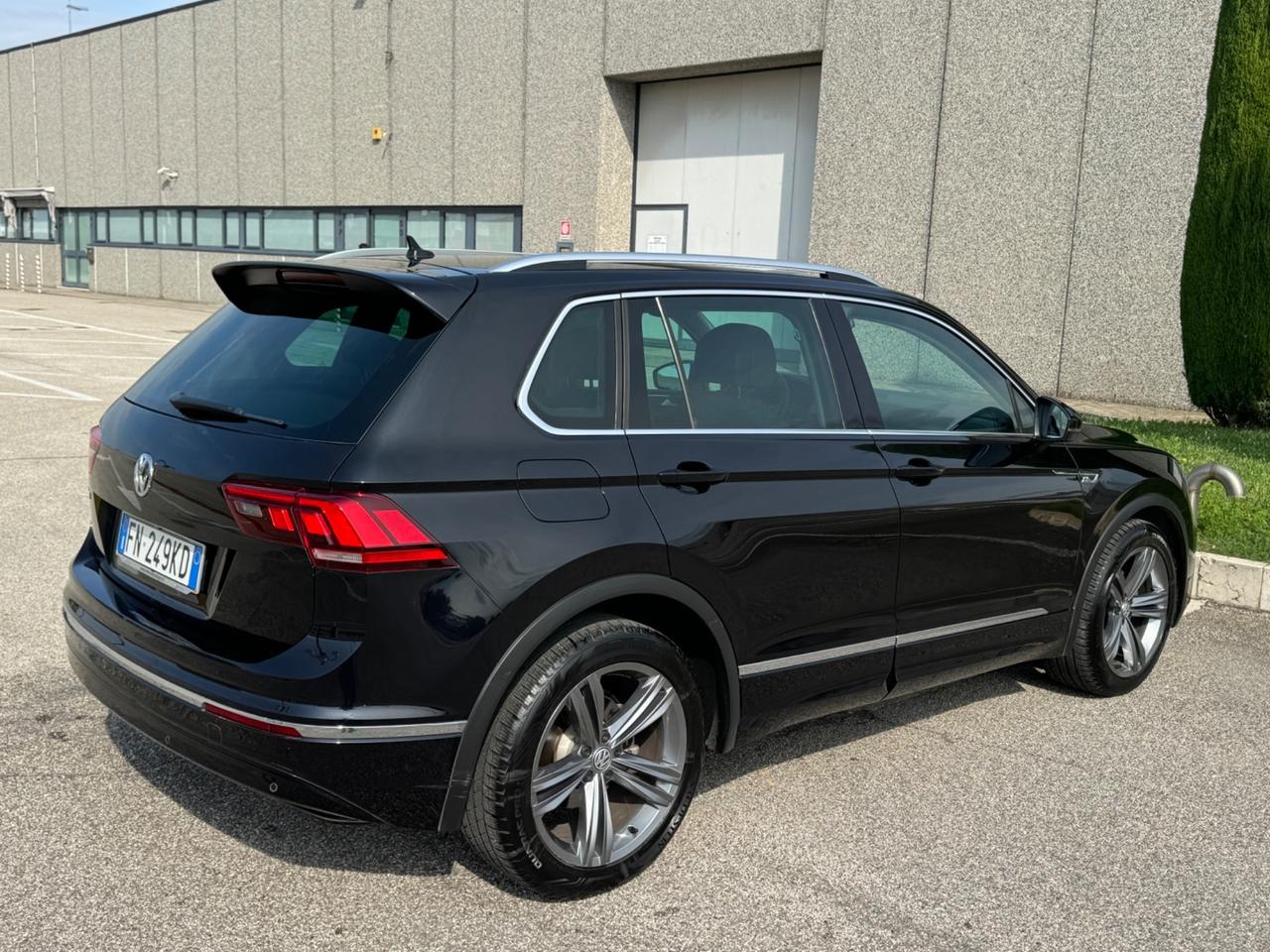 Vw Tiguan R-Line 1.6 TDI 116CV Euro 6B