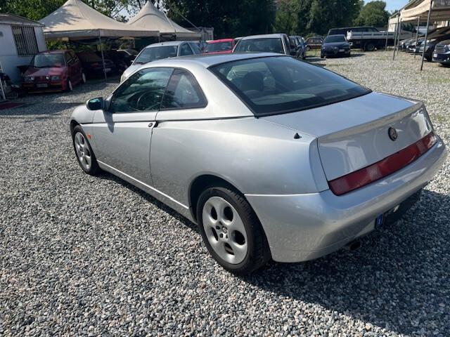 Alfa Romeo GTV 1.8i 16V Twin Spark cat