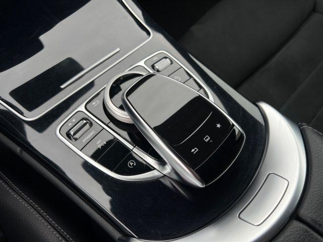 MERCEDES-BENZ C 220 d Coupé Premium AMG