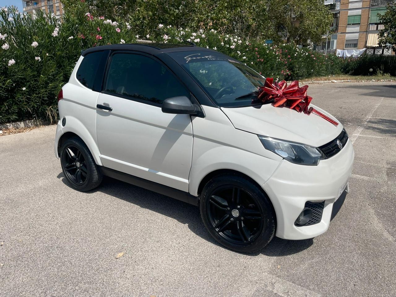 Minicar Aixam City GTO carbon