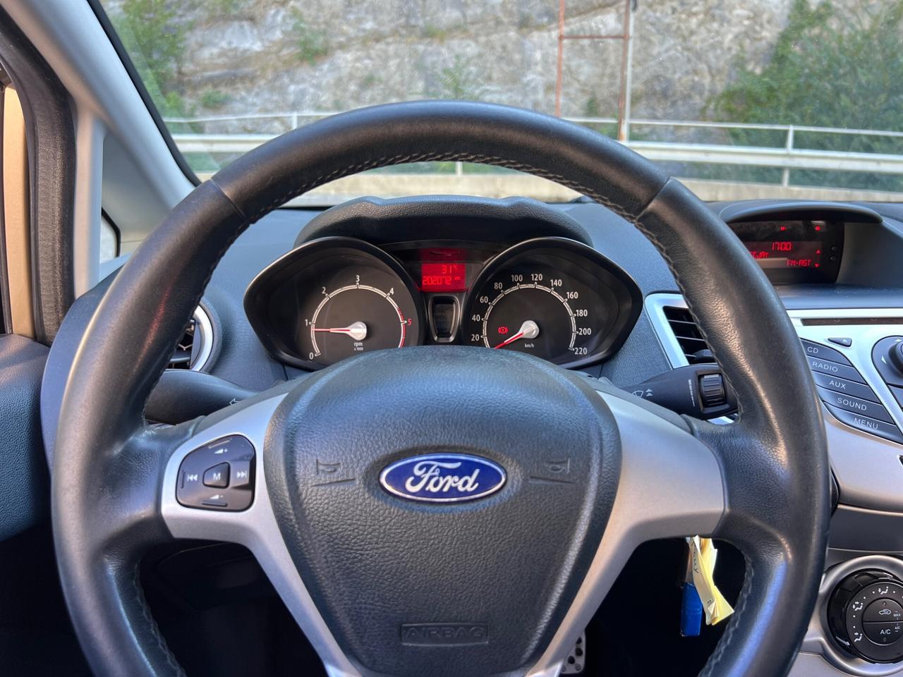 Ford Fiesta 1.4 TDCi 70CV 5 porte Titanium