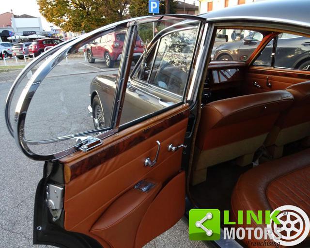 JAGUAR MK II ANNO 1966