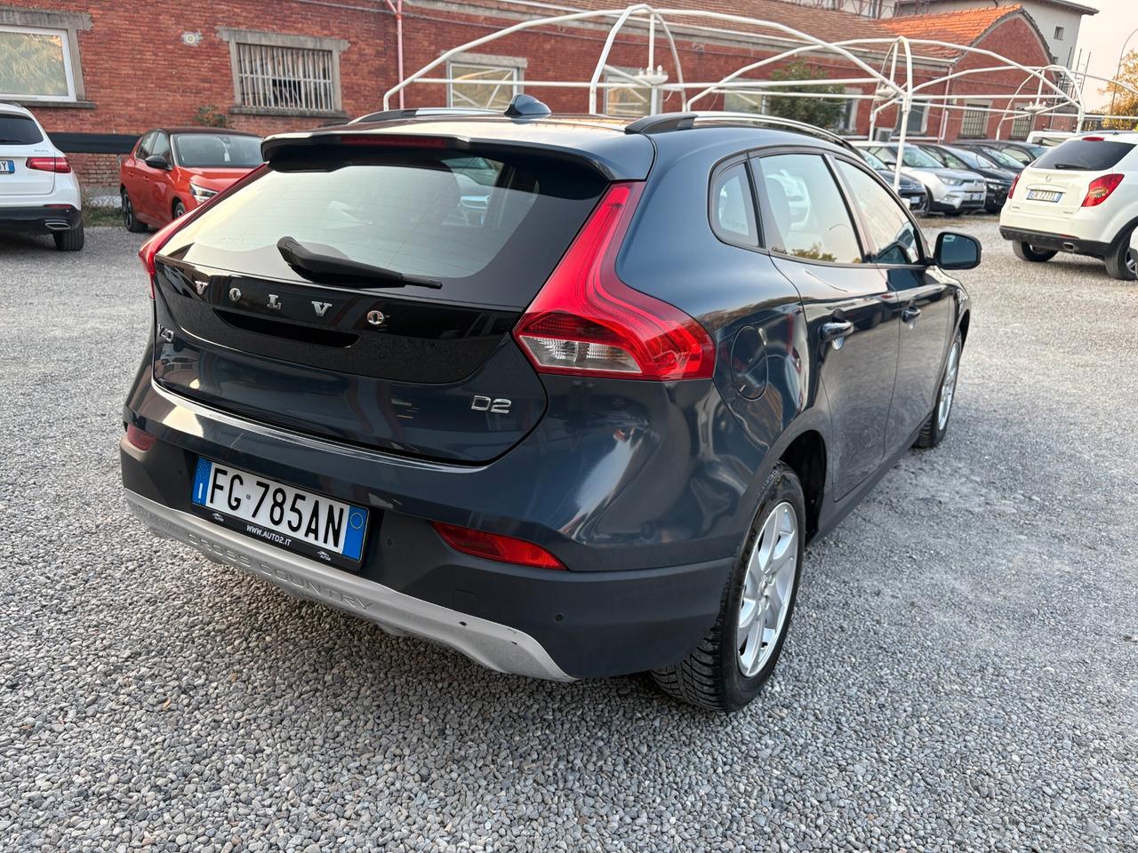 Volvo V40 2.0 D2 120CV Cross Country