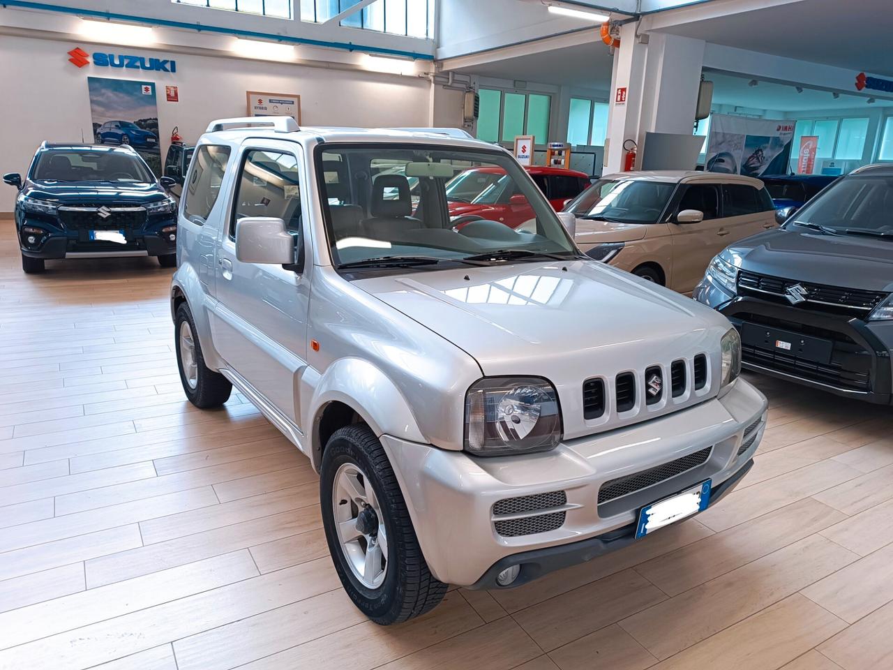 Suzuki Jimny 1.3i 16V cat 4WD JLX Più