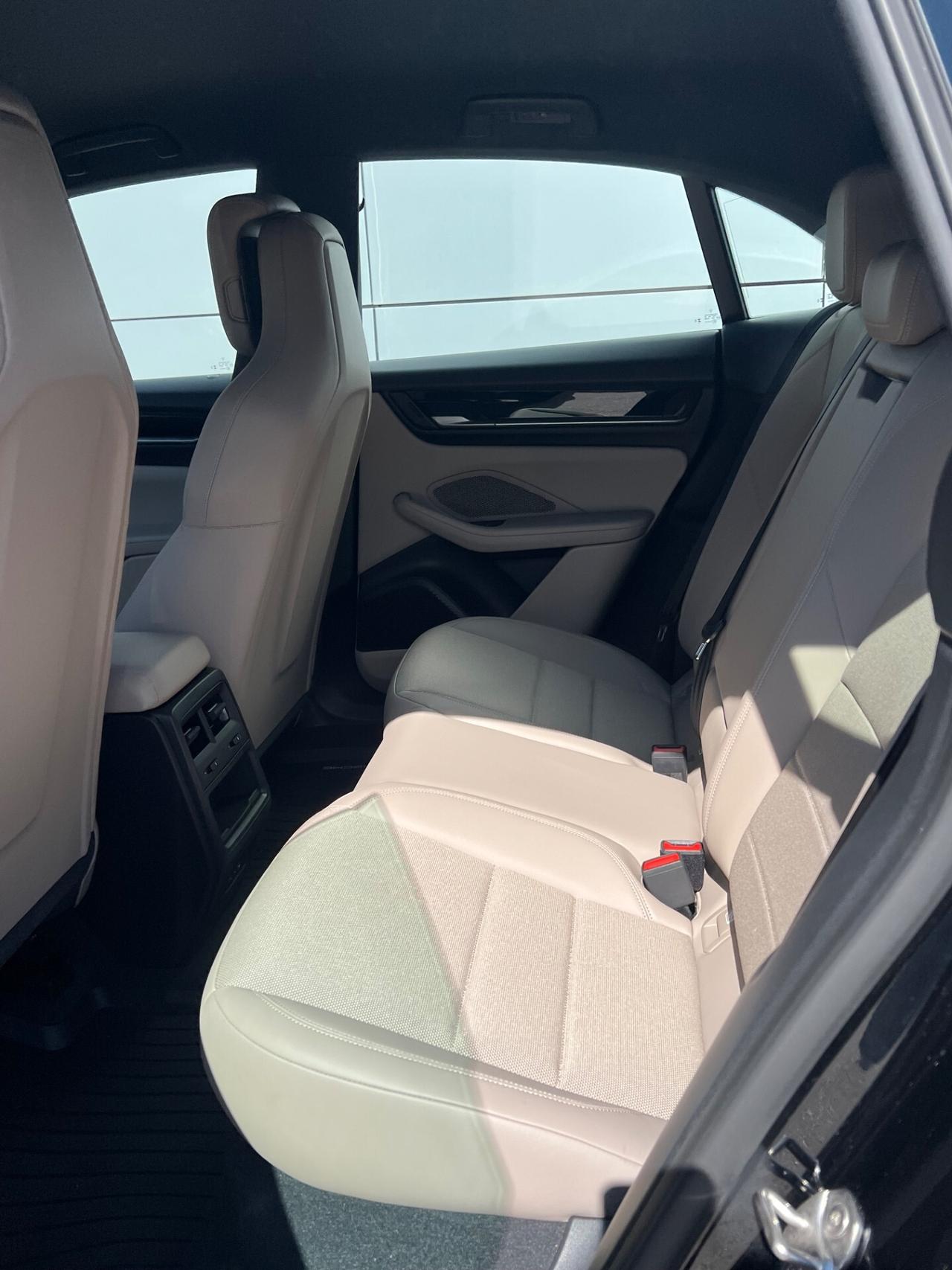 Porsche Macan 4 possibilità noleggio no scoring