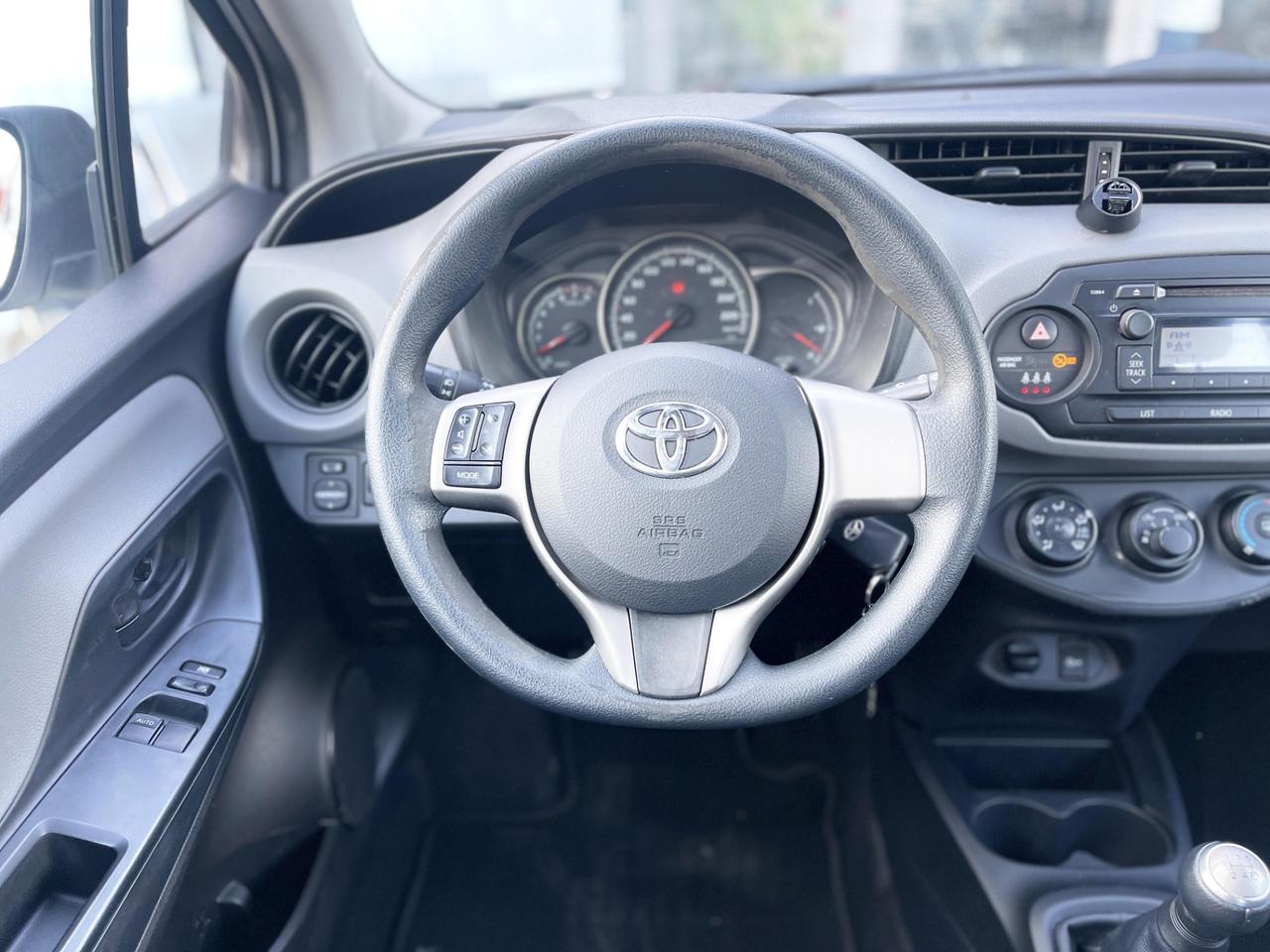 Toyota Yaris 1.0 Benzina 69CV E6 Neo - 2015