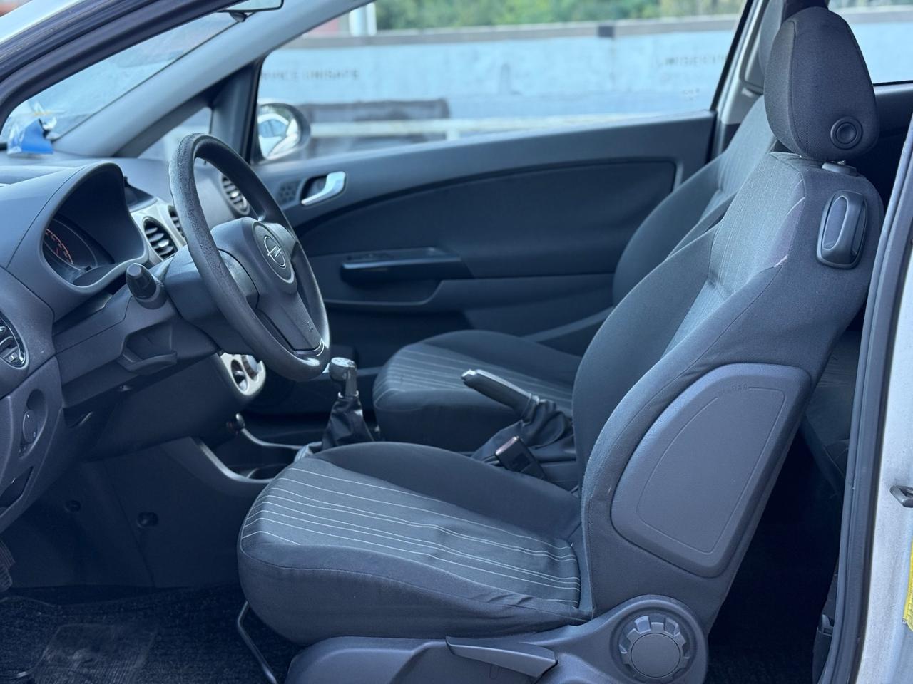 Opel Corsa 1.3 CDTI 75CV ecoFLEX Soli 100.000 km