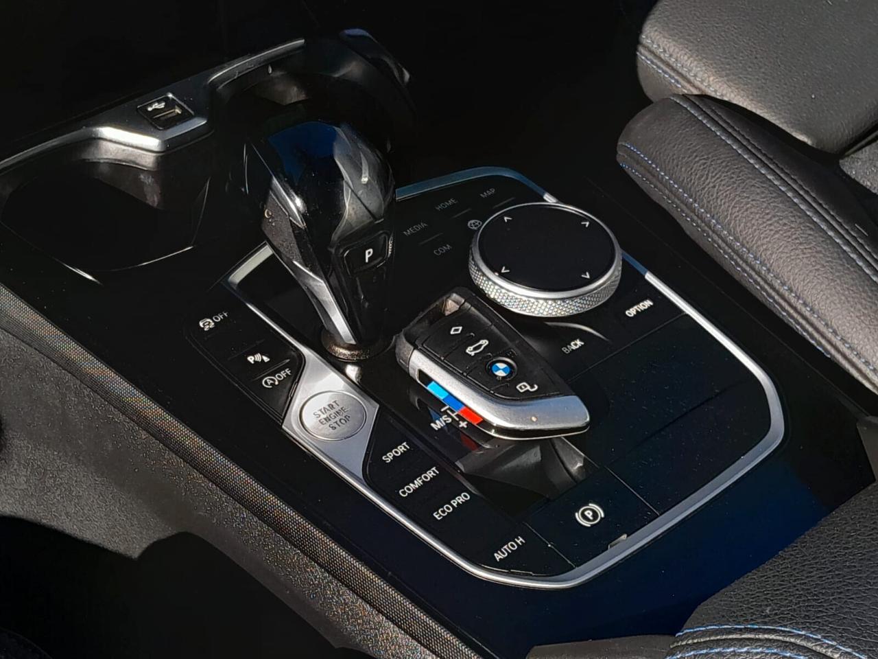 Bmw 116 116d 5p. Msport