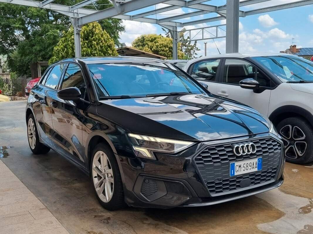 Audi A3 30 TDI S tronic Business
