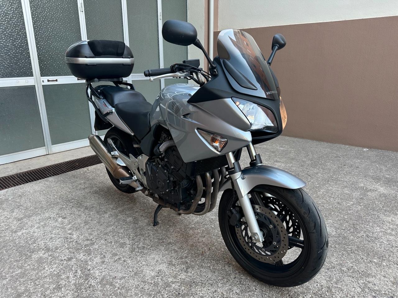 Honda CBF 600
