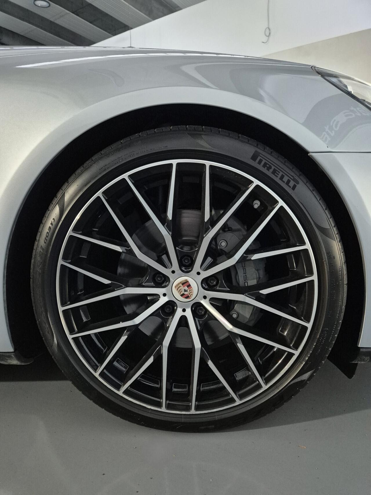 Porsche Panamera 4.0 V8 421cv Tetto PASM FullLed Radar GARANZIA