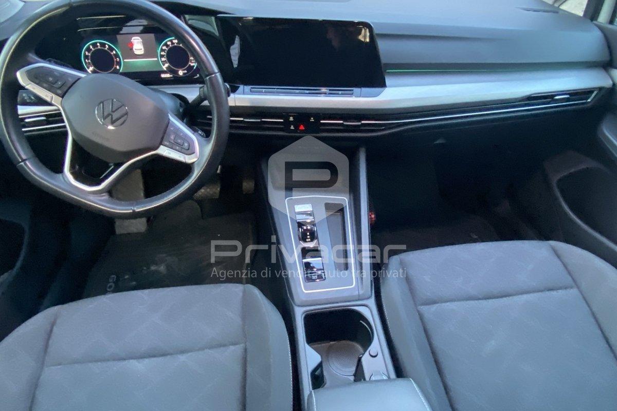 VOLKSWAGEN Golf 1.0 eTSI EVO DSG Life