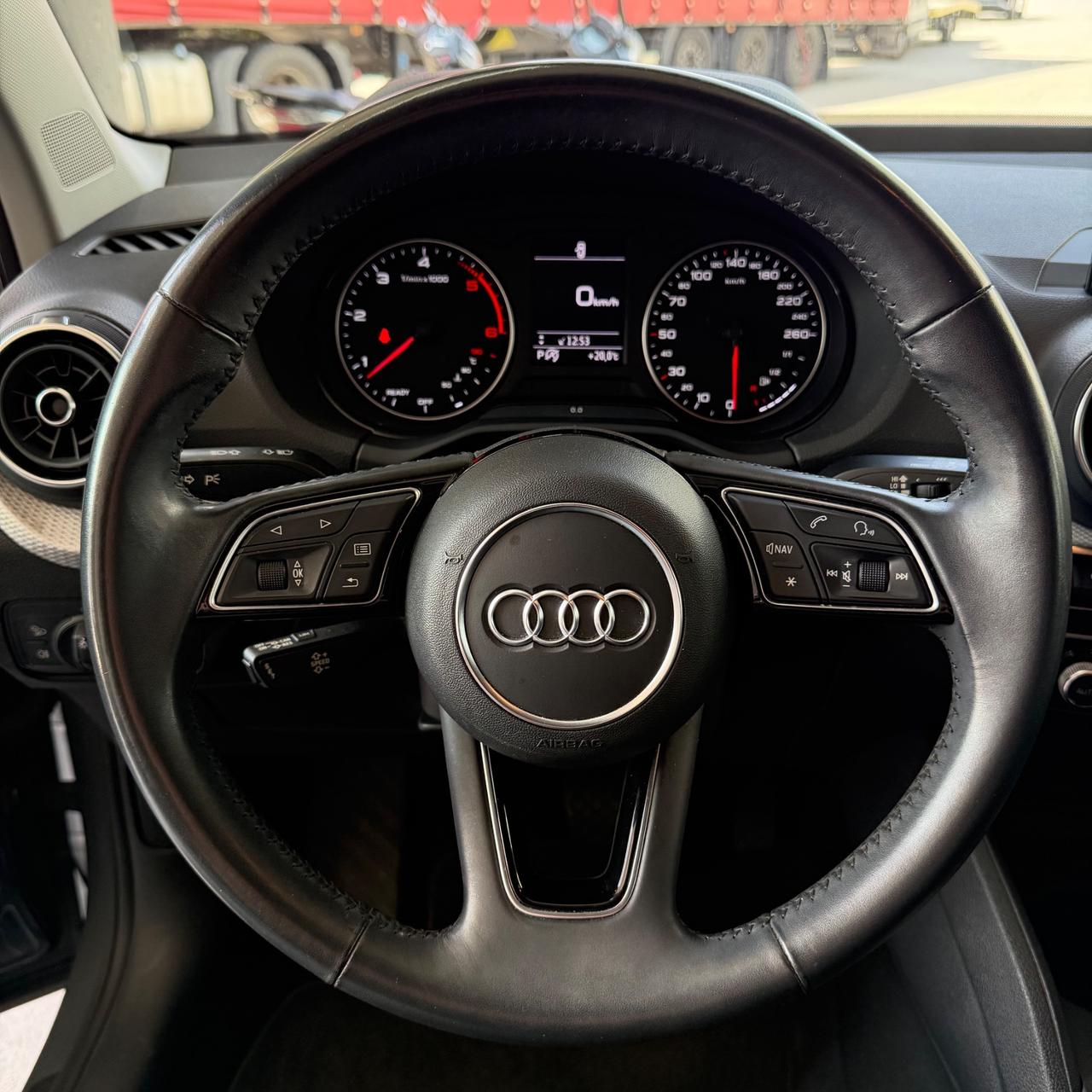 Audi Q2 30 TDI S TRONIC LINE EDITION
