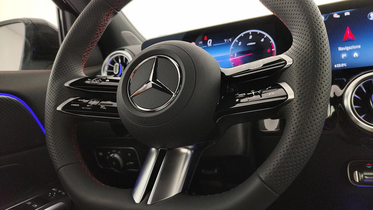 Mercedes-Benz GLA 200 d automatic