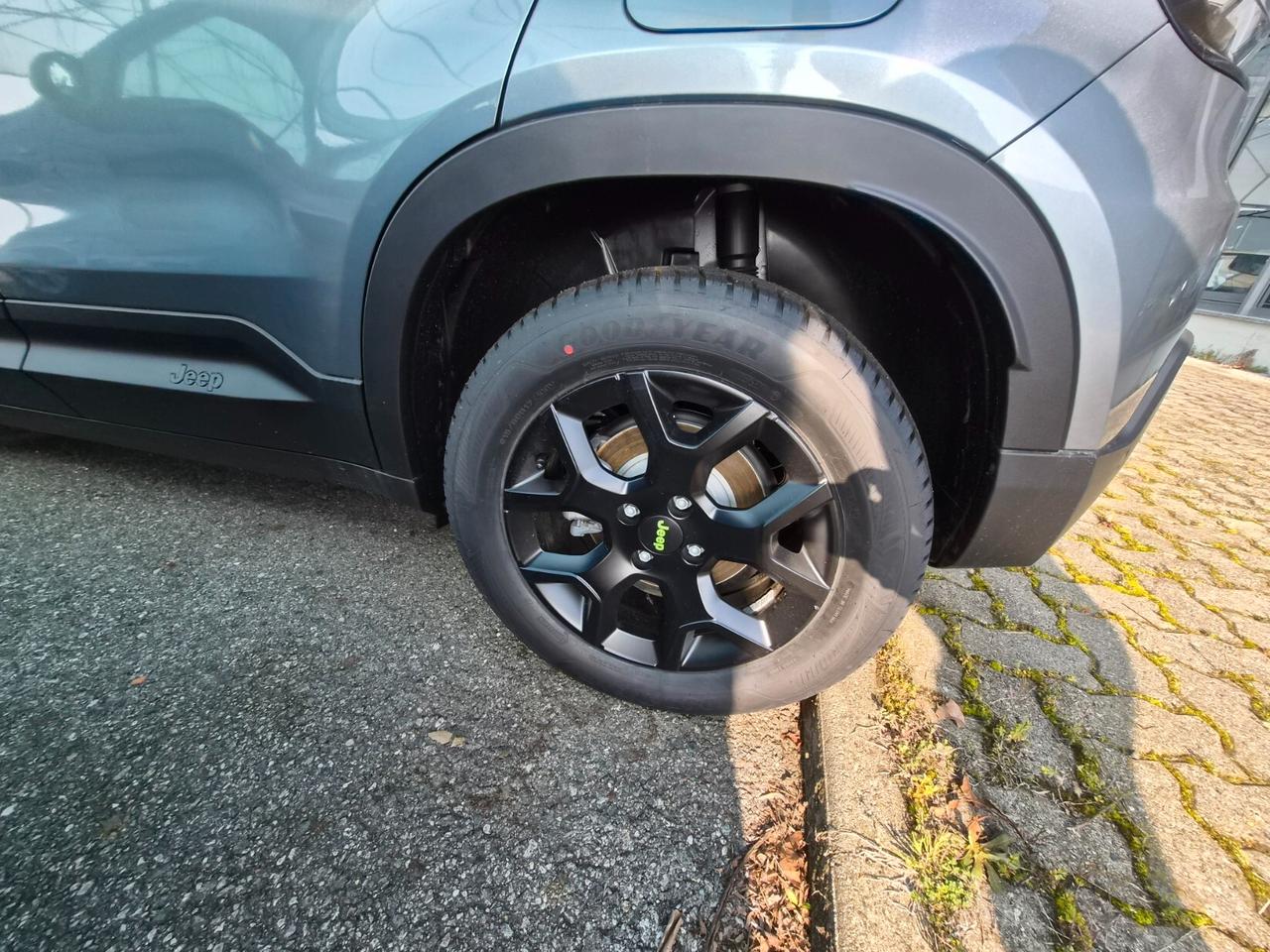 Jeep Avenger 1.2 Turbo 136 CV MHEV 4xe Upland