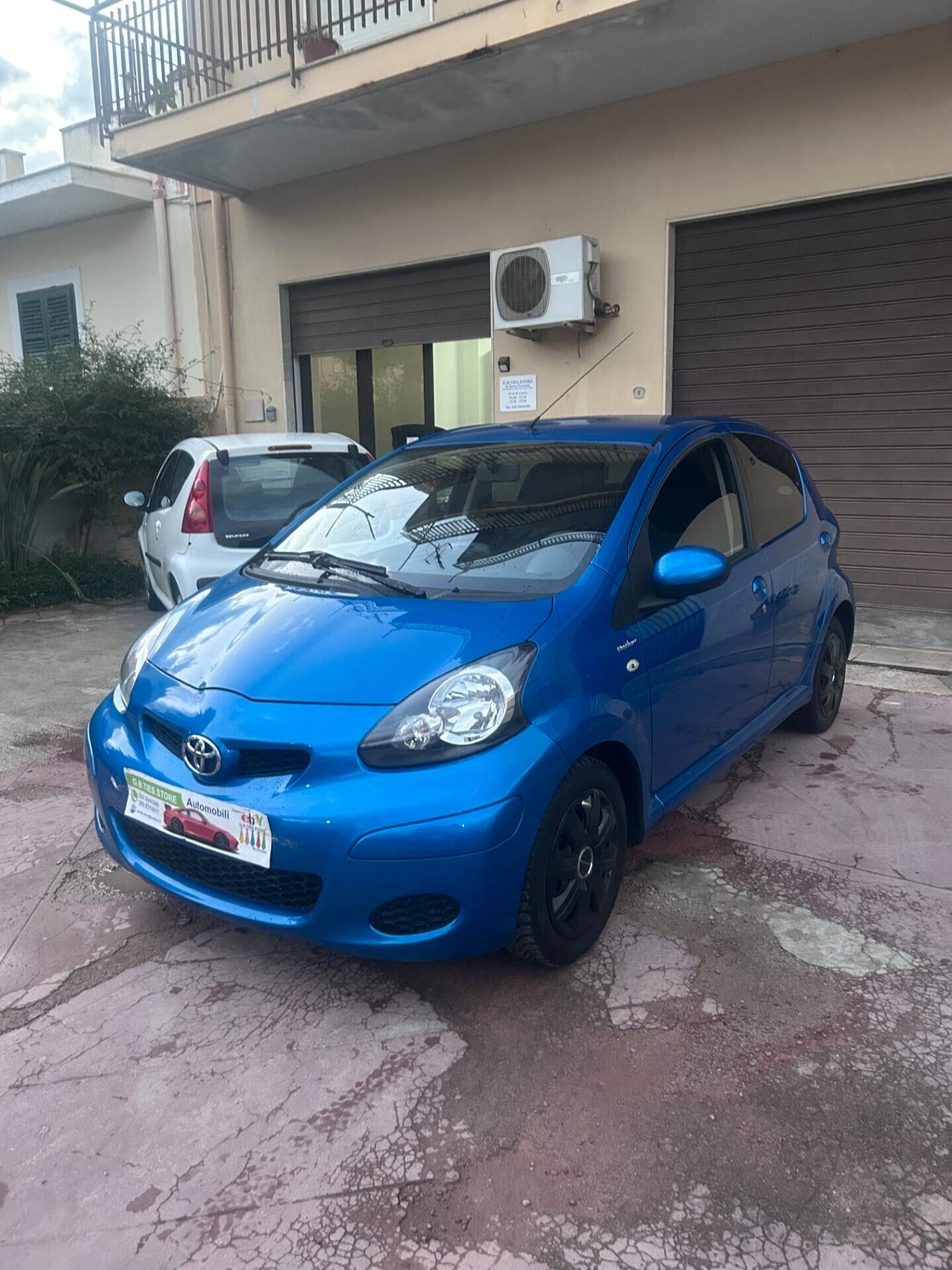 TOYOTA AYGO 1.0 68CV 2013 EURO 5 FULL BENZINA