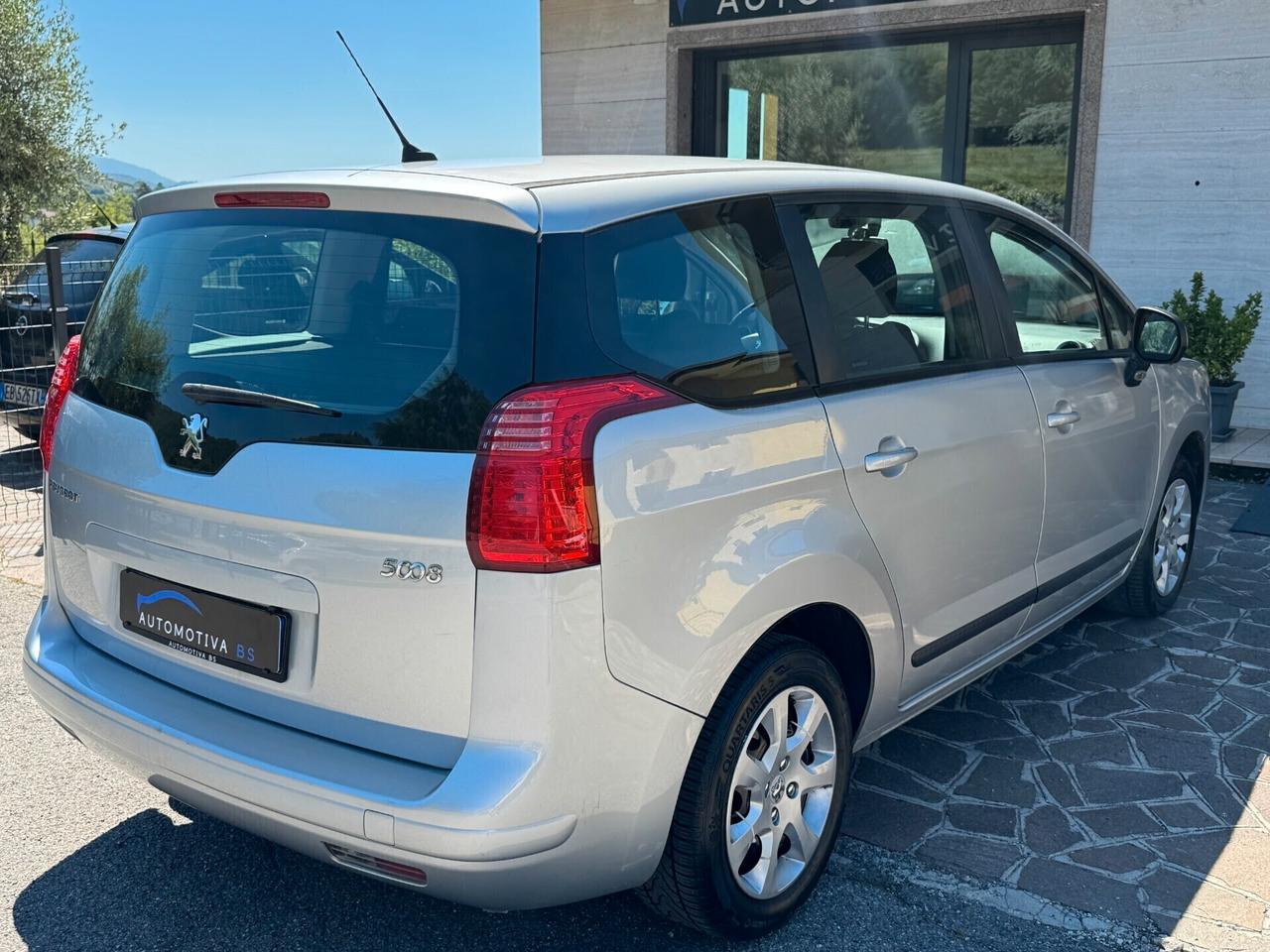 Peugeot 5008 1.6 HDi 110CV