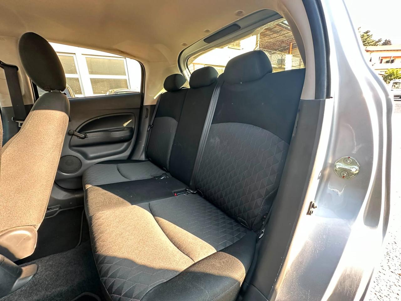 Mitsubishi Space Star 1.2 Intense SDA