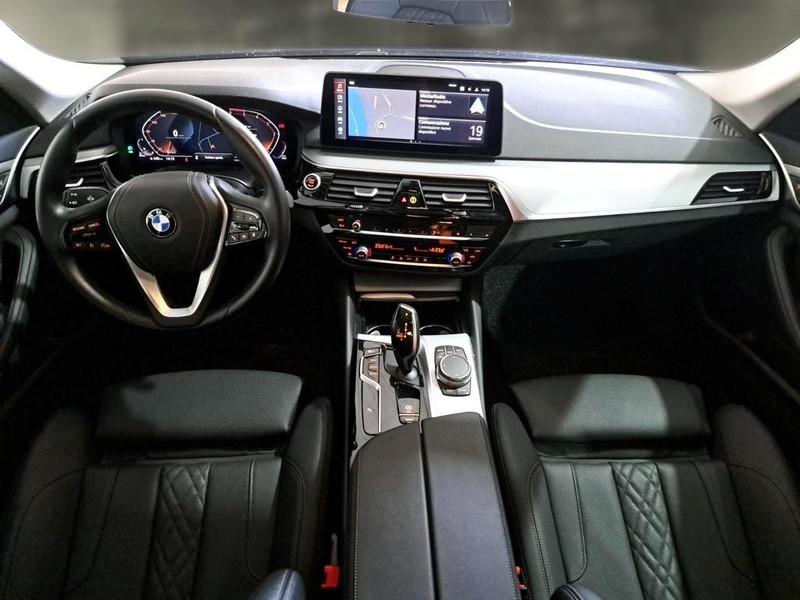 BMW 518 48V Business Touring Autom.