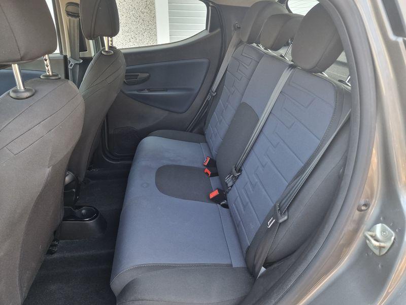 LANCIA Ypsilon 1.0 firefly hybrid Platino s&s 70cv