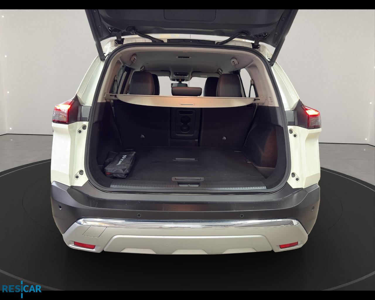 NISSAN X-TRAIL TEKNA e-POWER e-4ORCE