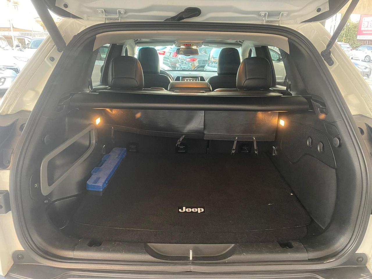 Jeep Cherokee 2.2 Mjt II 4WD Active Drive I Night Eagle