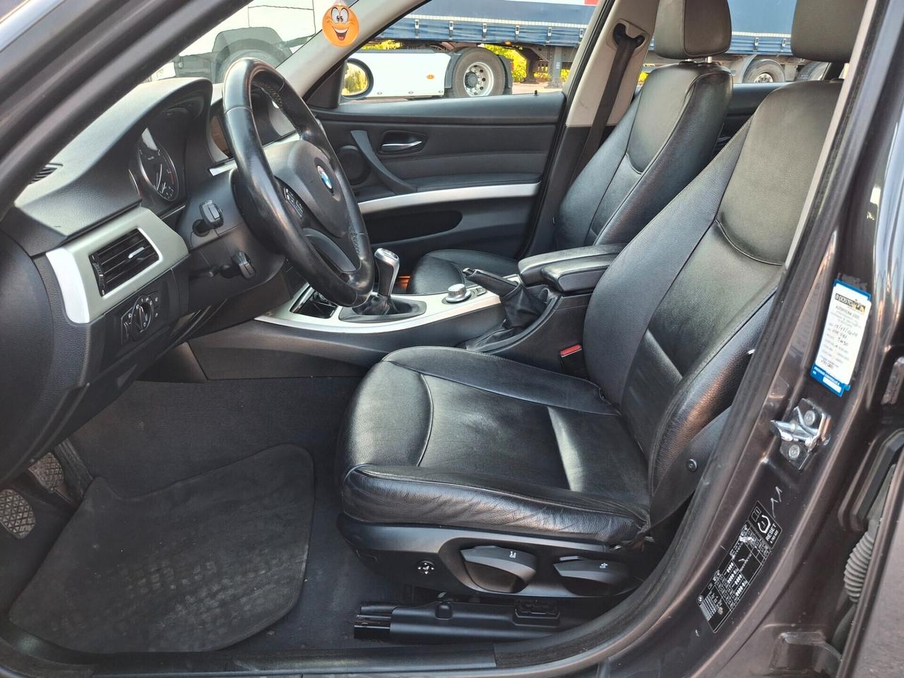 Bmw 318d cat Touring MSport-NAVIGATORE-PELLE-