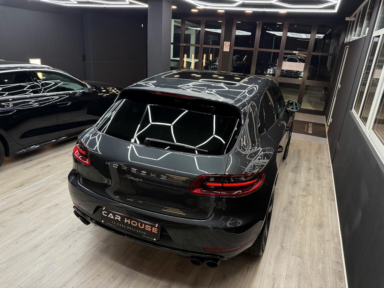 Porsche Macan 2.0 252CV PDK Tetto Panoramico