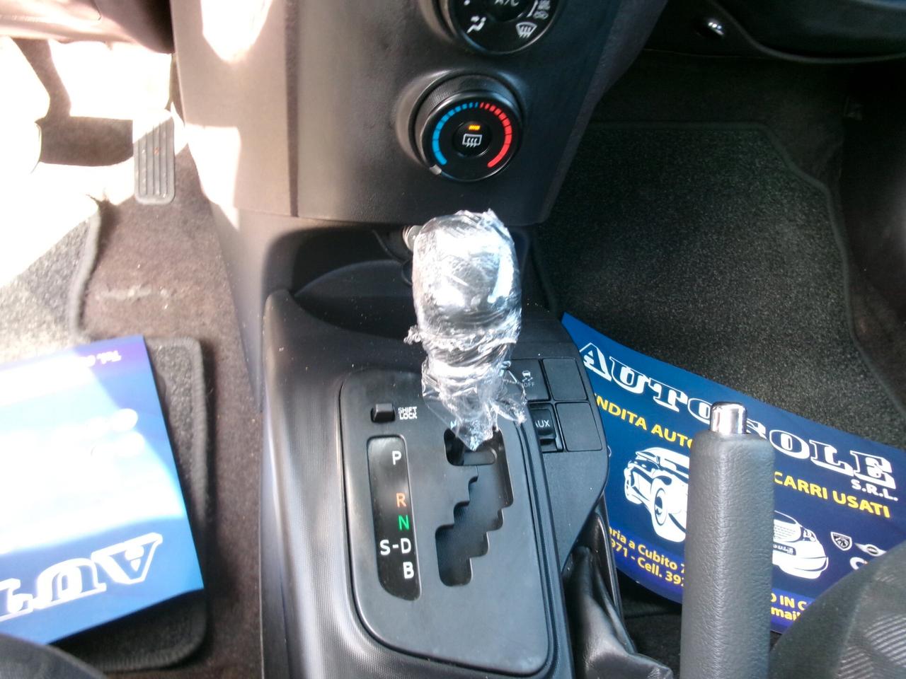 Toyota iQ 1.0 CVT MULTIDRIVE AUTOMATICA