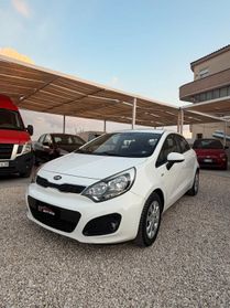Kia Rio 1.4 CRDi 5p. Cool