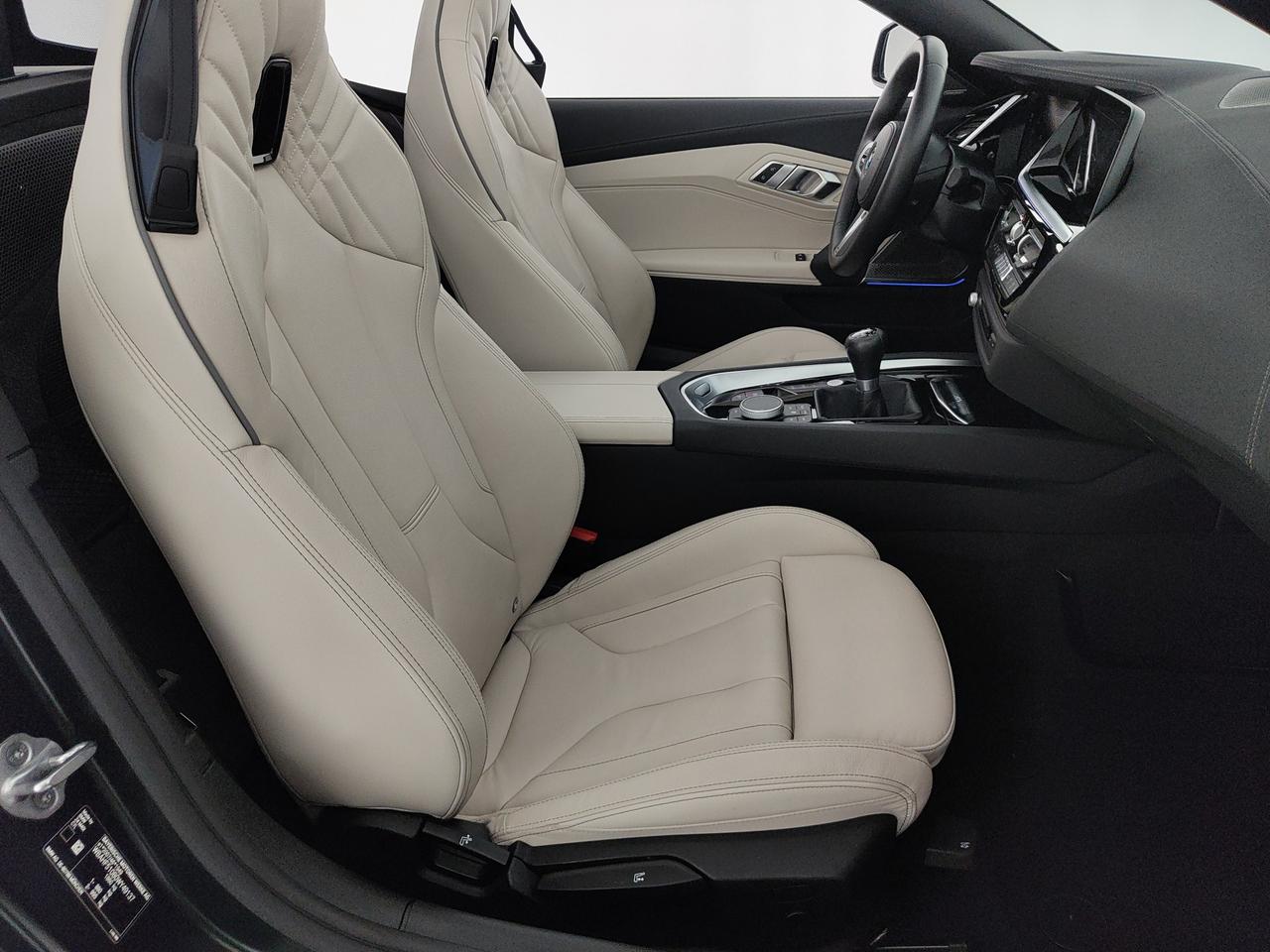 BMW Z4 M40i Pure Impulse