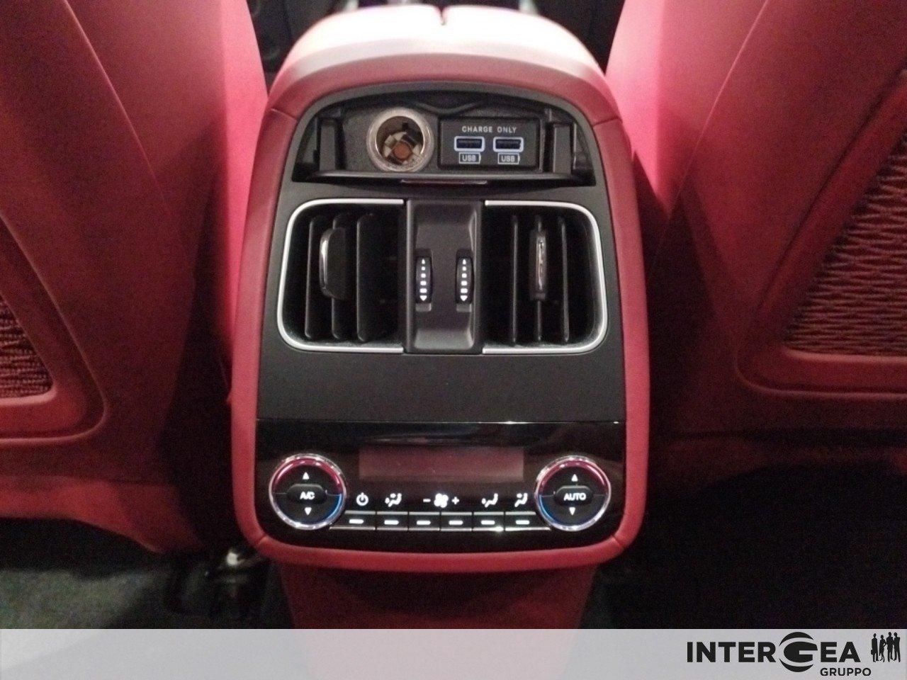 MASERATI Levante 2.0 mhev GT 330cv auto