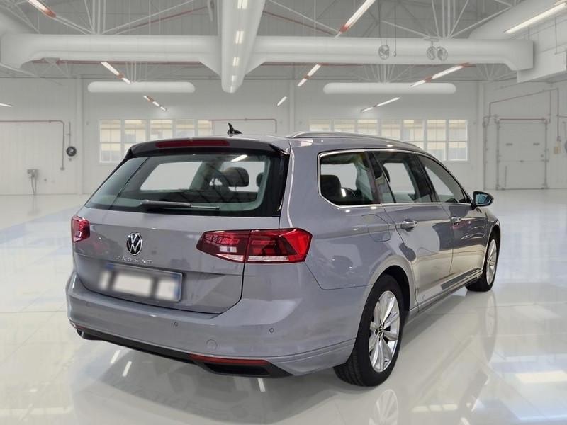 VOLKSWAGEN PASSAT VARIANT 2.0 TDI SCR EVO 90 KW BUSINESS DSG STATION WAGON