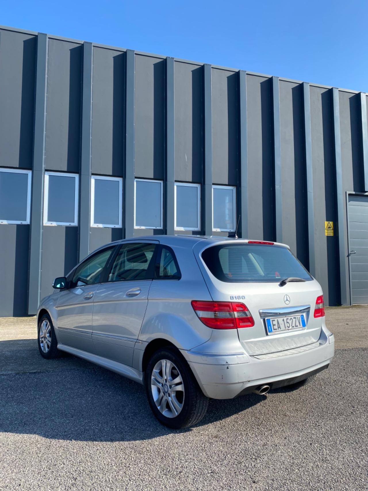 Mercedes-benz B 180 B 180 BlueEFFICIENCY Executive