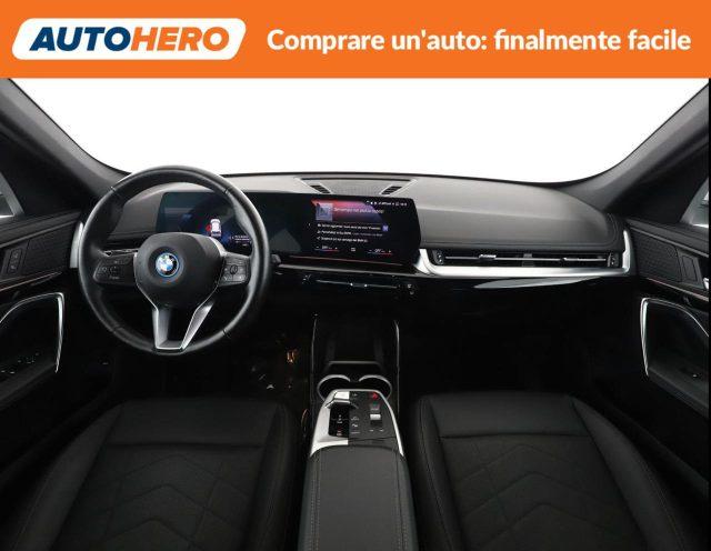 BMW iX1 xDrive 30 xLine