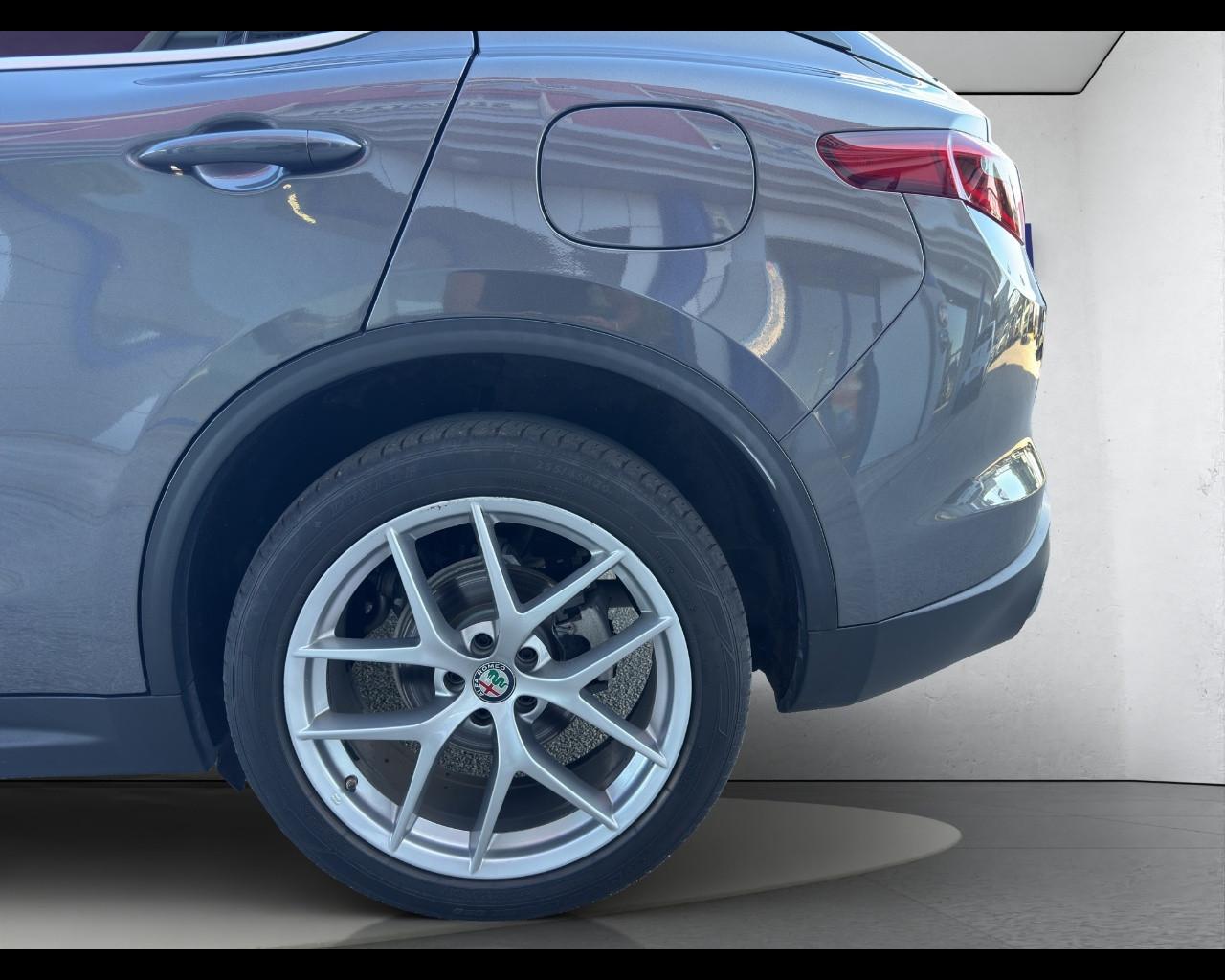 ALFA ROMEO Stelvio - Stelvio 2.2 Turbodiesel 210 CV AT8 Q4 Executive