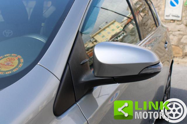 TOYOTA Auris 1.4 D-4D Active