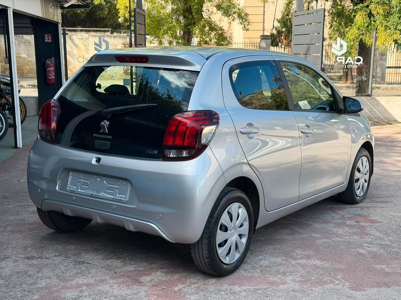 Peugeot 108 VTi 68 3 porte Allure TOP!