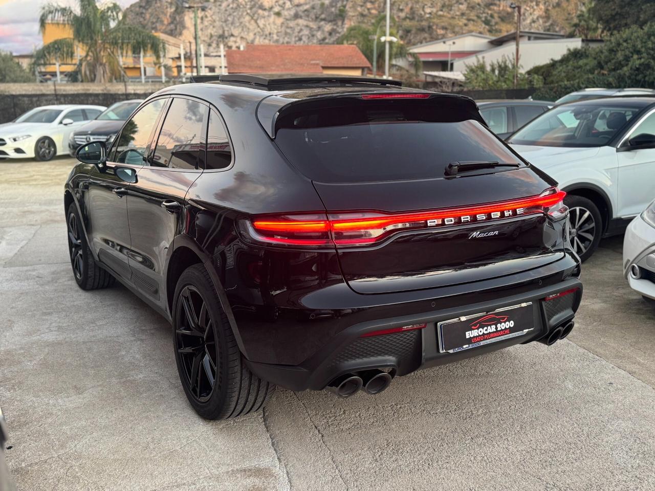PORSCHE MACAN FULL BLACK ( IVA ESPOSTA )