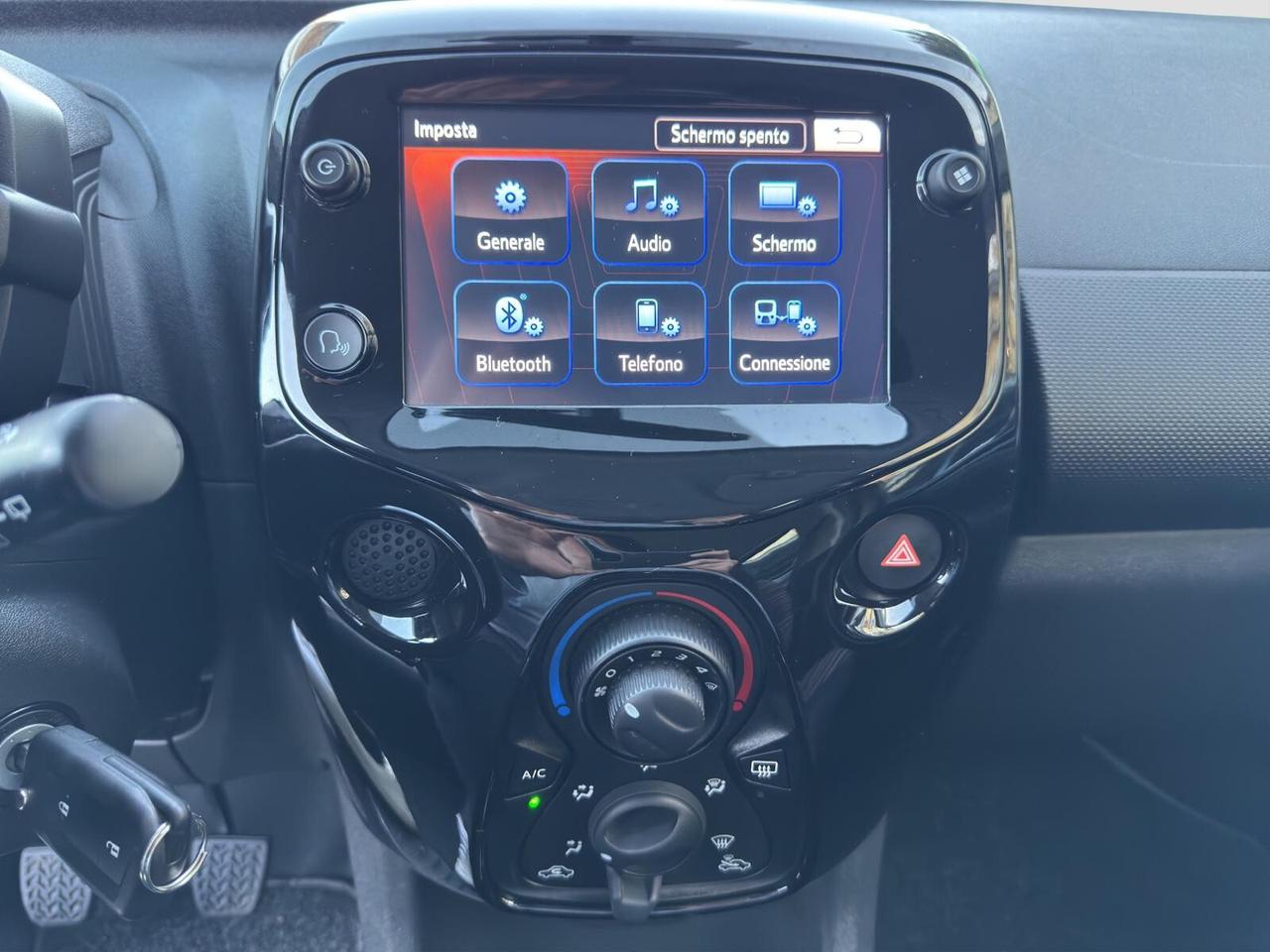 Citroen C1 5p 1.0 vti 70cv Shine 2021