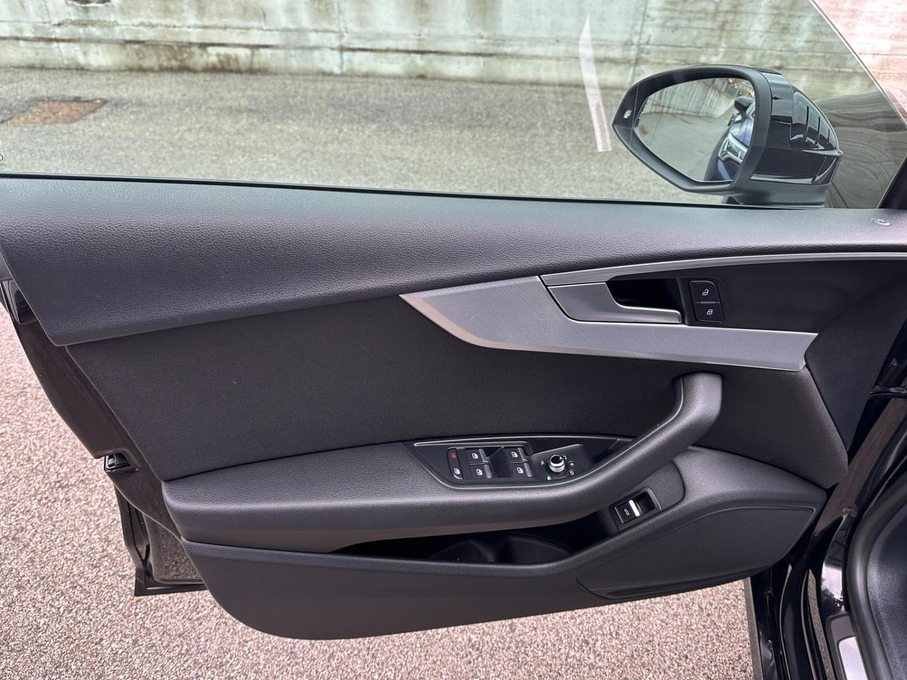 Audi A5 Sportback 40 2.0 tdi Business Sport 190cv s-tronic