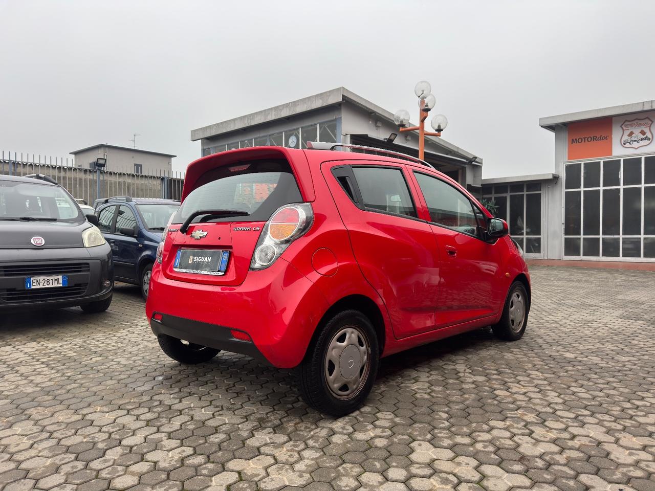 Chevrolet Spark ADATTA A NEOPETANTATI 1.0